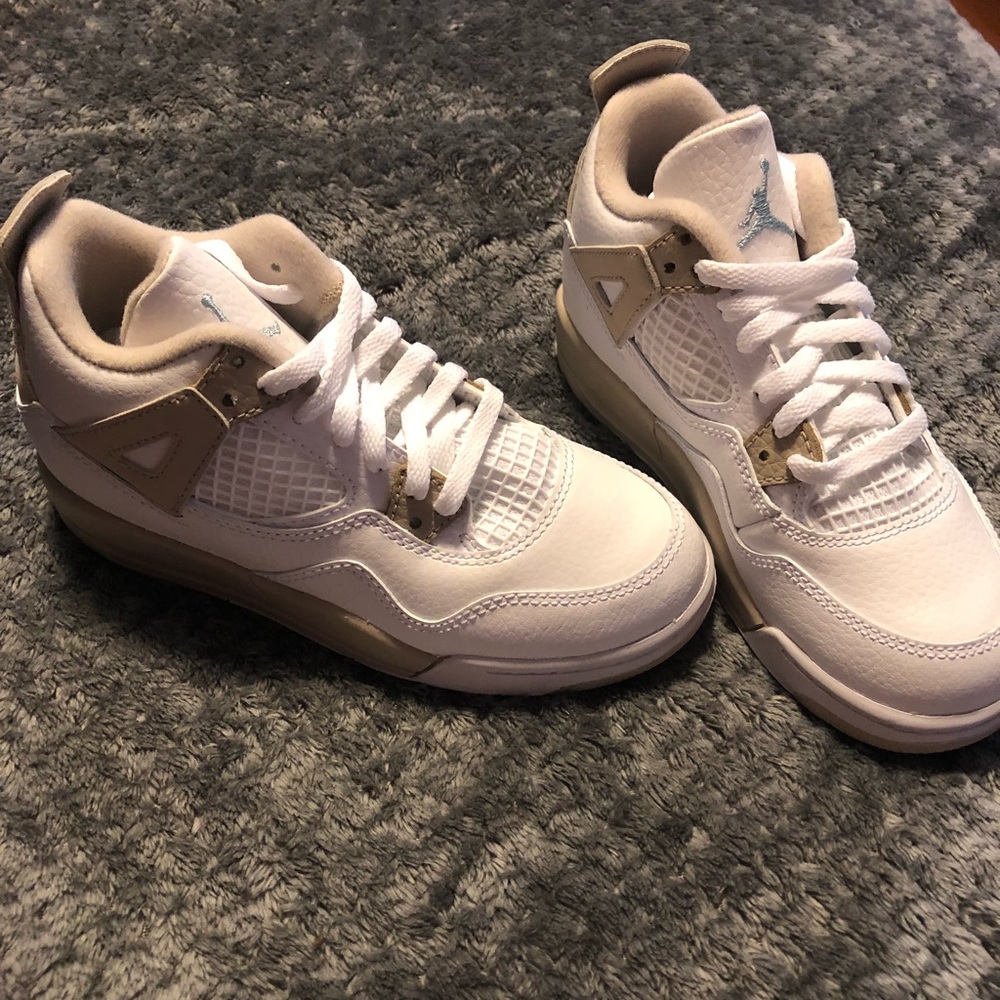 Jordan 4 retro GP size 12